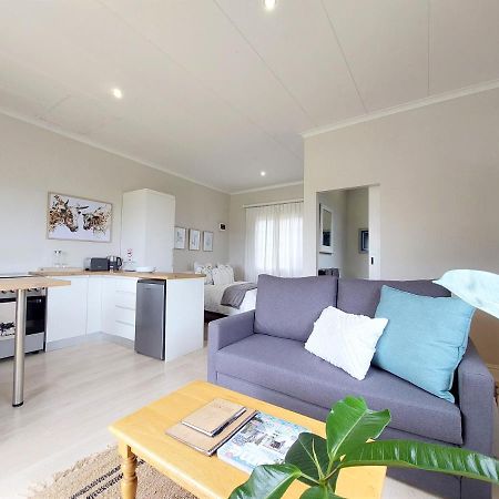 Upmarket Off Grid Cottage On Organic Farm In Secure Estate Howick Exterior foto