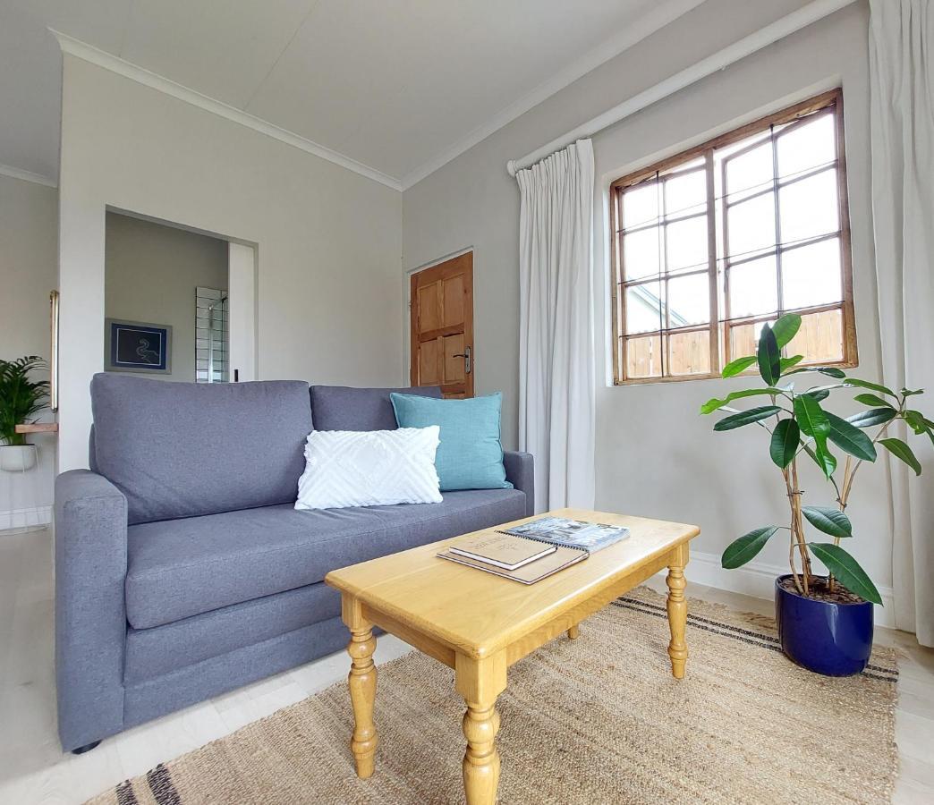 Upmarket Off Grid Cottage On Organic Farm In Secure Estate Howick Exterior foto